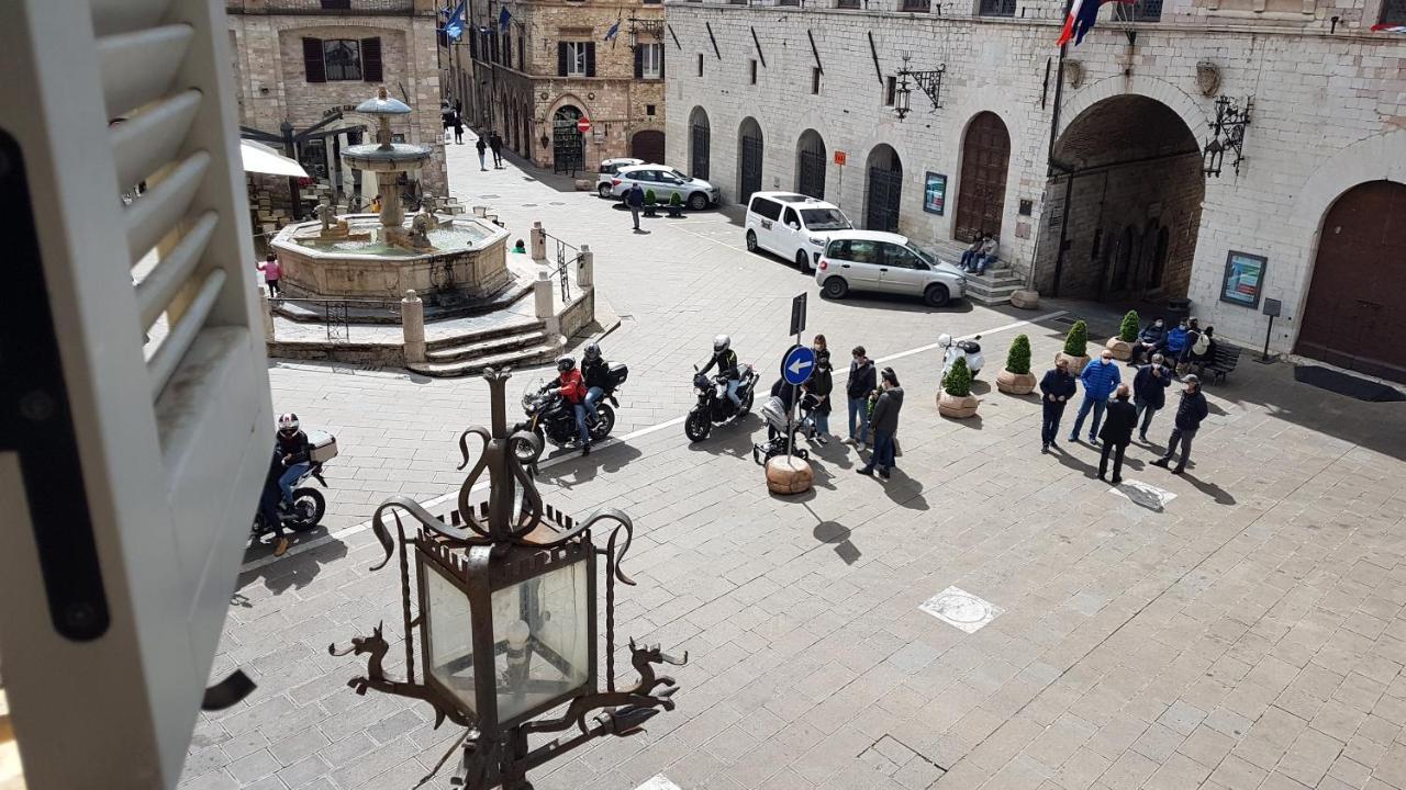 Palazzo Bozzoni Assisi boutique apartments Esterno foto